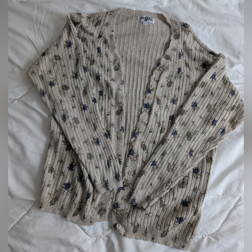 Vintage Beige Floral Ribbed Cardigan with Navy Accents